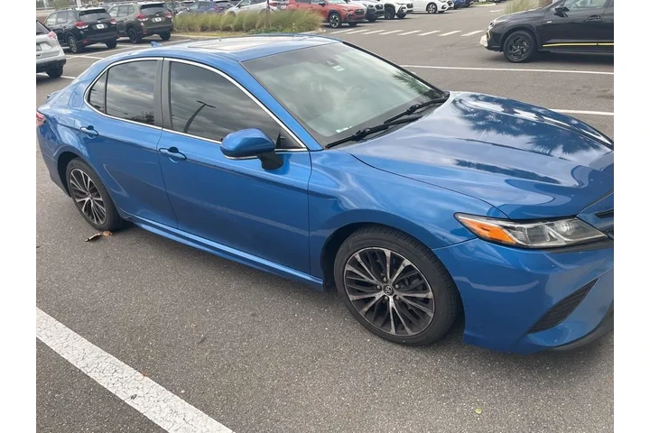 $13672 : Toyota Camry 2018 L 4dr Seda image 3