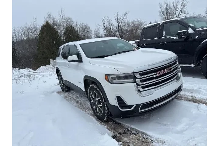 $31273 : GMC Acadia 2023 4x4 SLE 4dr image 3