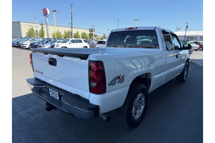 $8999 : 2007 Silverado 1500 Classic image 5