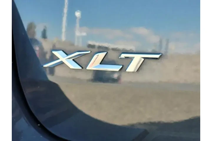 $29900 : Ford Explorer 2022 XLT 4dr S image 10