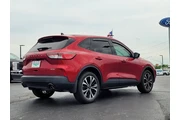 $20743 : Ford Escape 2022 AWD SE 4dr thumbnail