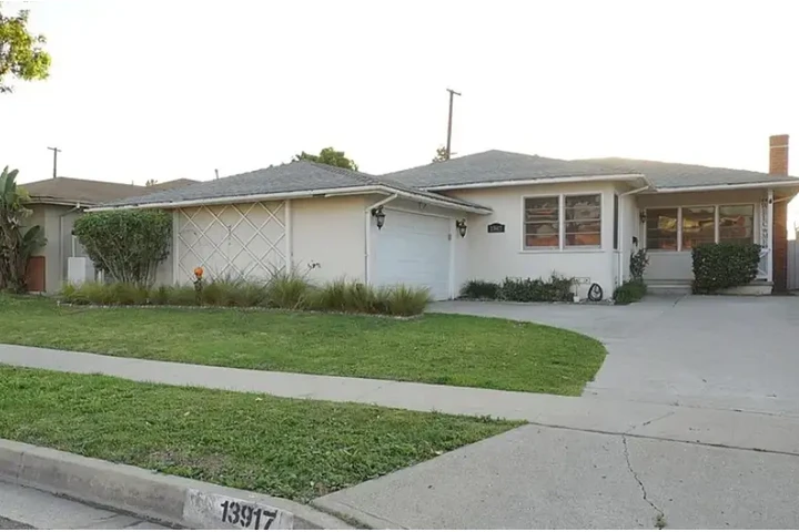 $2000 : ¡Su nueva casa le espera! image 1