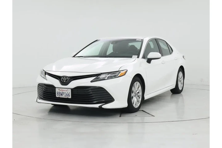 $21998 : Toyota Camry 2018 LE 4dr Sed image 4