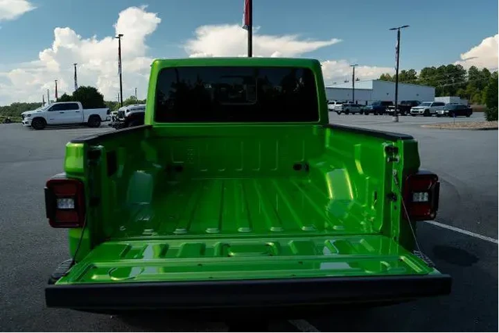 $36299 : Jeep Wrangler 2025 4x4 Sport image 9