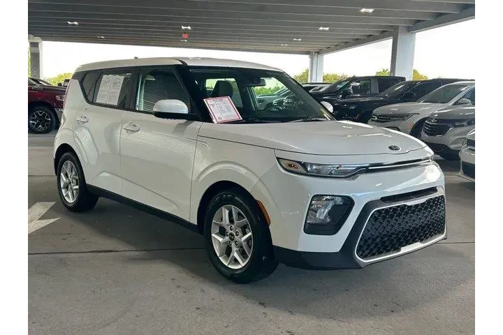 $10991 : Kia Soul 2020 LX 4dr Crossov image 3