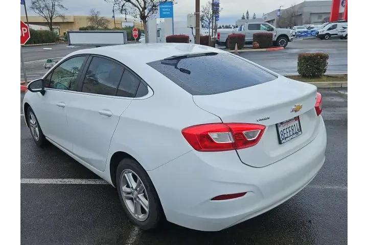 $7500 : Chevrolet Cruze 2017 LT Auto image 6