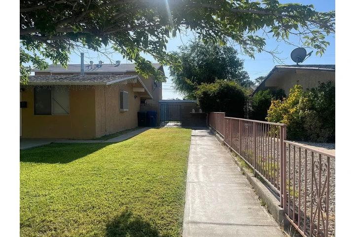 $1025 : Apartment 1 bed image 2