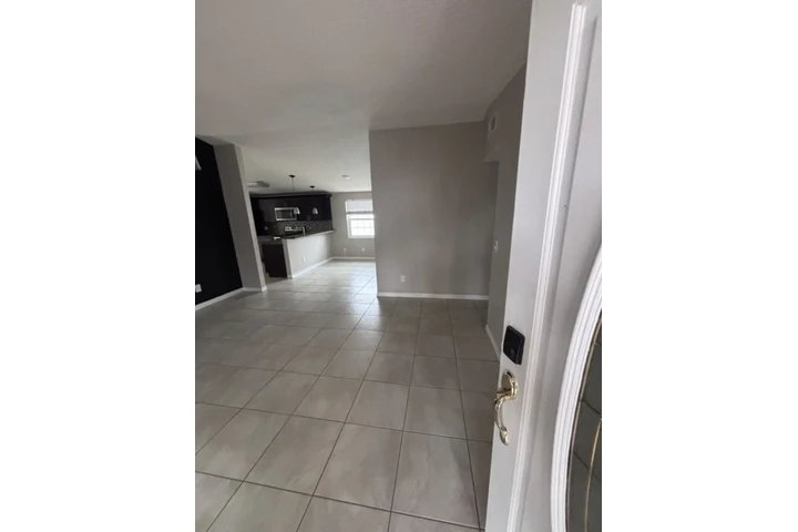 $2800 : Renta Casa image 9