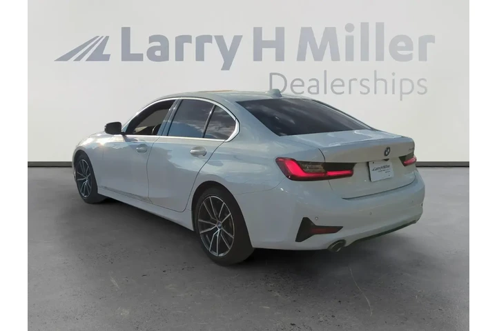 $23640 : BMW 3 Series 2020 330i 4dr S image 3