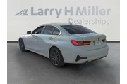 $23640 : BMW 3 Series 2020 330i 4dr S thumbnail