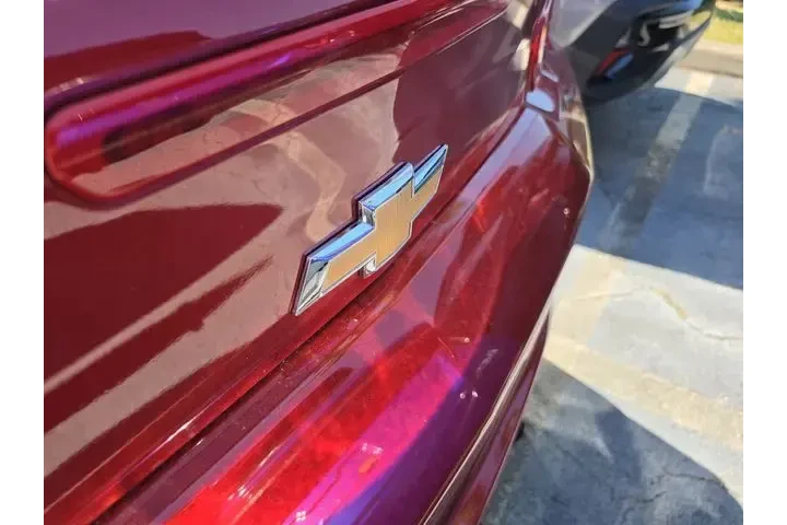 $28990 : Chevrolet Camaro 2024 LT 2dr image 6