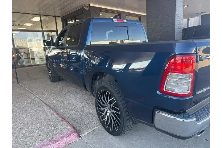 $27565 : Ram 1500 2021 4x2 Big Horn 4 image 2