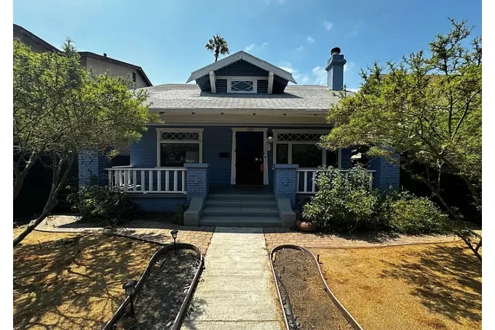 $2200 : LOCATION...LOCATION...LOCATION image 1