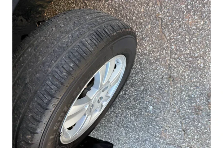 $5999 : 2015 Sonic LT Auto image 9