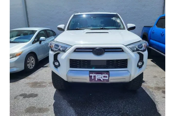 $39834 : Toyota 4Runner 2022 4x4 TRD image 2