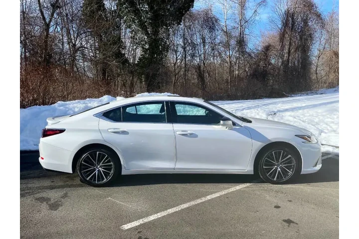 $33000 : 2022 ES 350 image 4