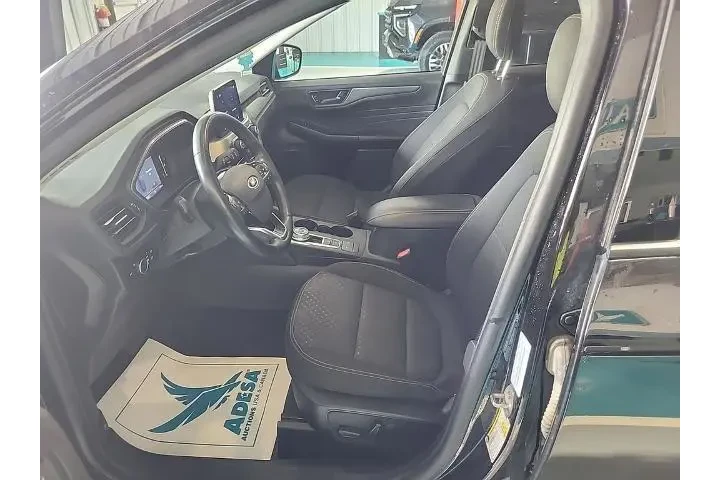 $18660 : Ford Escape 2023 Active 4dr image 3