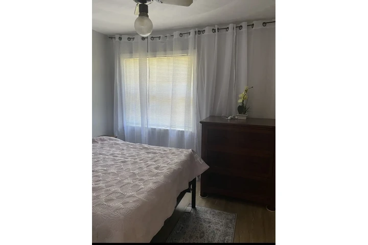 $720 : Habitacion Sur Este- Orlando image 3