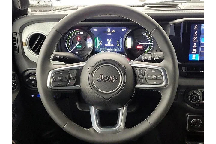 $35998 : Jeep Wrangler 2025 4x4 Sahar image 10