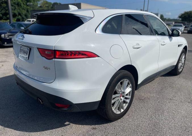 $18500 : 2017 F-PACE 35t Prestige image 6