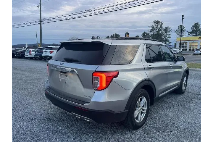 $27914 : Ford Explorer 2022 AWD XLT 4 image 3