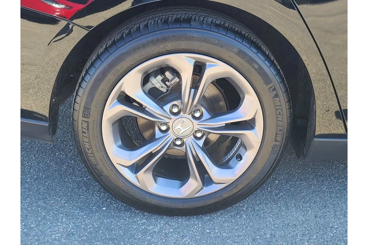 $23995 : Honda Accord 2023 EX 4dr Sed image 7