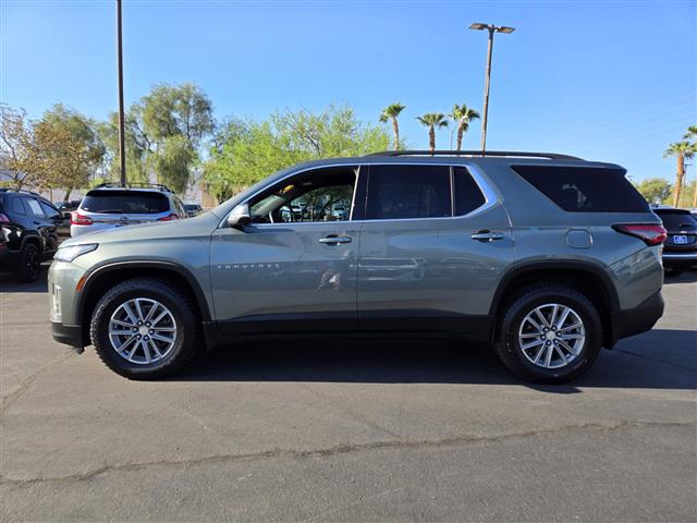 $31648 : Pre-Owned 2022 Traverse LT Cl image 3