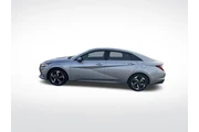 $15987 : Hyundai ELANTRA 2021 SEL 4dr thumbnail
