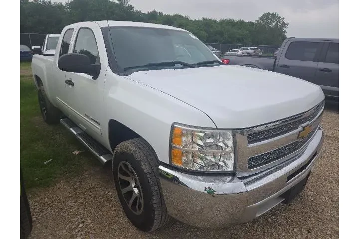 $13248 : Chevrolet Silverado 1500 201 image 4