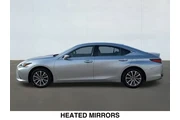 $28275 : Lexus ES 300h 2022 4dr Sedan thumbnail