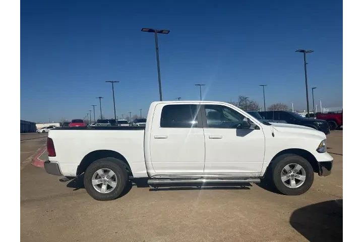 $25995 : Ram 1500 Classic 2020 4x4 SL image 2