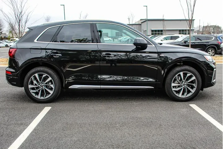 $30470 : Audi Q5 2022 AWD quattro S l image 7