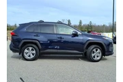 $34134 : Toyota RAV4 2024 AWD XLE 4dr thumbnail