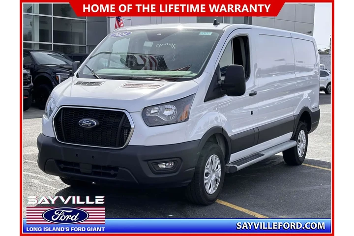 $32989 : Ford Transit 2024 250 3dr SW image 1