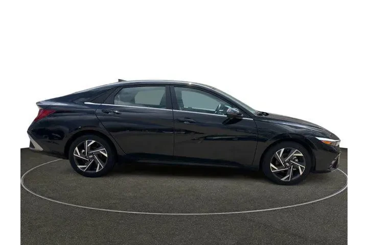 $26309 : Hyundai ELANTRA 2025 Limited image 6