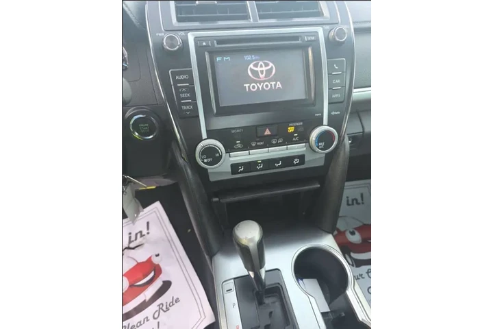 $12995 : 2013 Camry SE V6 image 9
