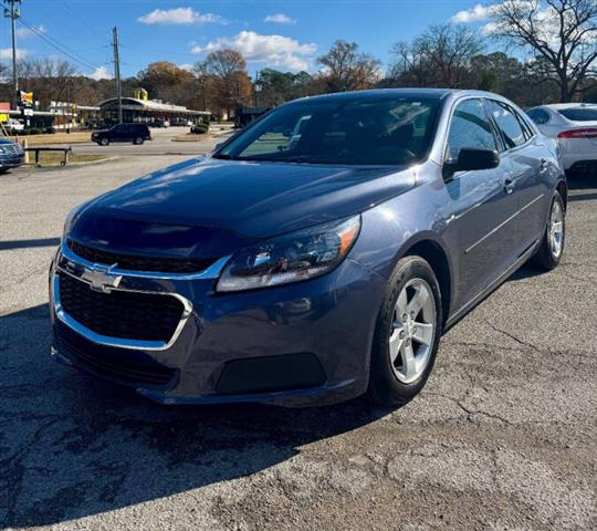 $7900 : 2015 Malibu LS image 4