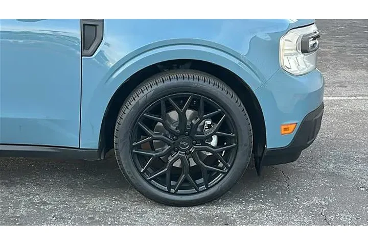 $29924 : Ford Maverick 2023 XLT 4dr S image 6