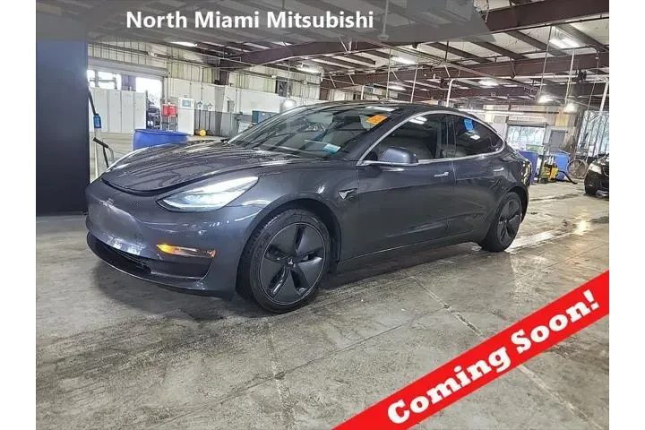 $16990 : Tesla Model 3 2018 Mid Range image 1