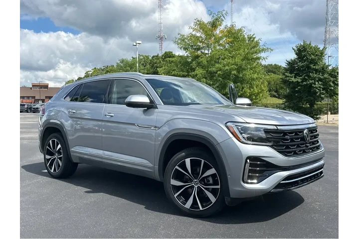 $39578 : 2024 Atlas Cross Sport 2.0T S image 1