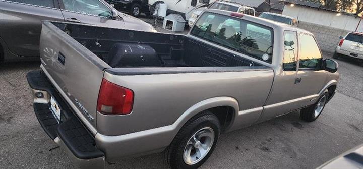 $9499 : 2003 S10 Pickup image 6