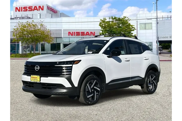 $26860 : Nissan Kicks 2026 SV 4dr Cro image 1