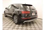 $23398 : Audi Q7 2019 AWD quattro SE thumbnail