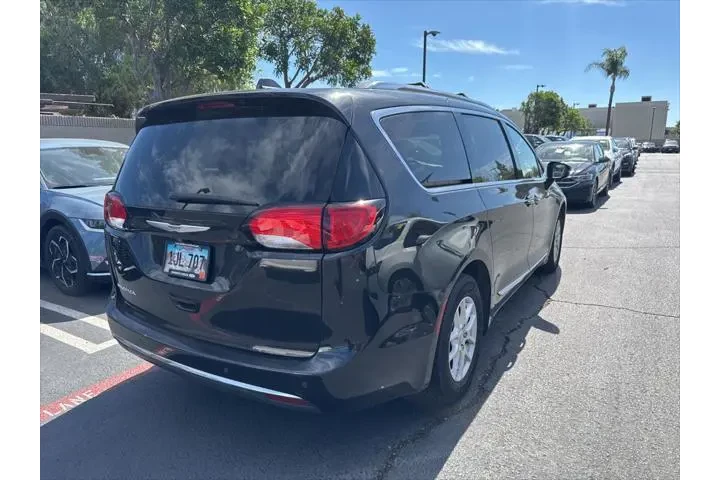 $16995 : Chrysler Pacifica 2020 Touri image 3