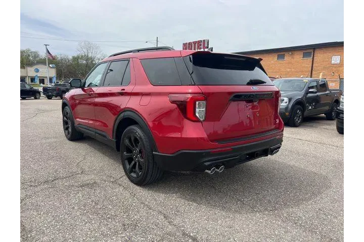 $36942 : Ford Explorer 2023 AWD ST 4d image 7