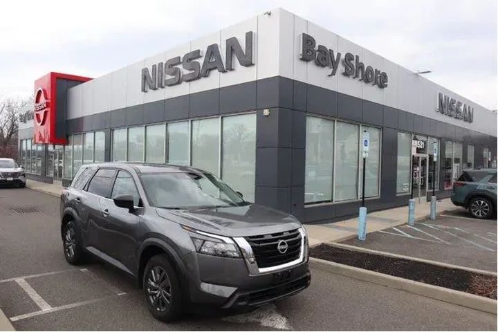$28873 : Nissan Pathfinder 2024 AWD S image 1