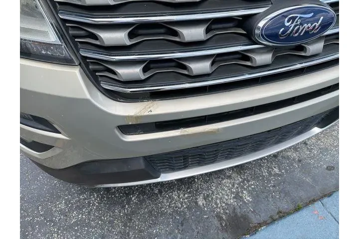 $8990 : Ford Explorer 2017 XLT 4dr S image 5