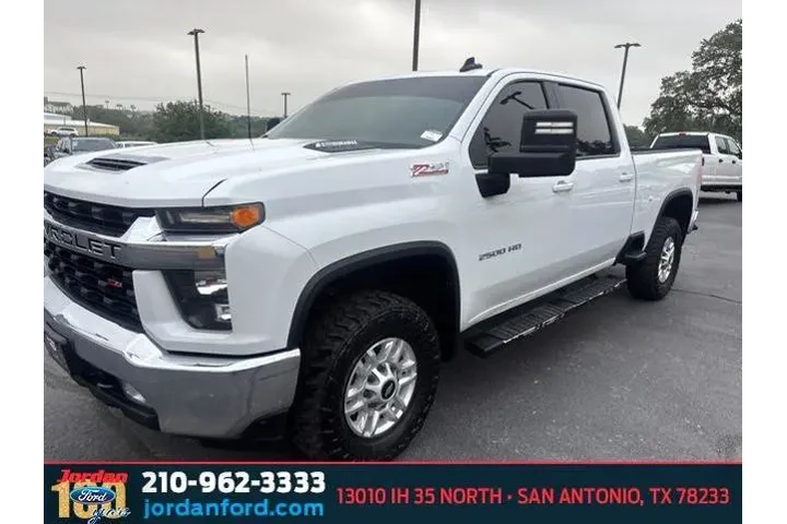 $34346 : Chevrolet Silverado 2500HD 2 image 4