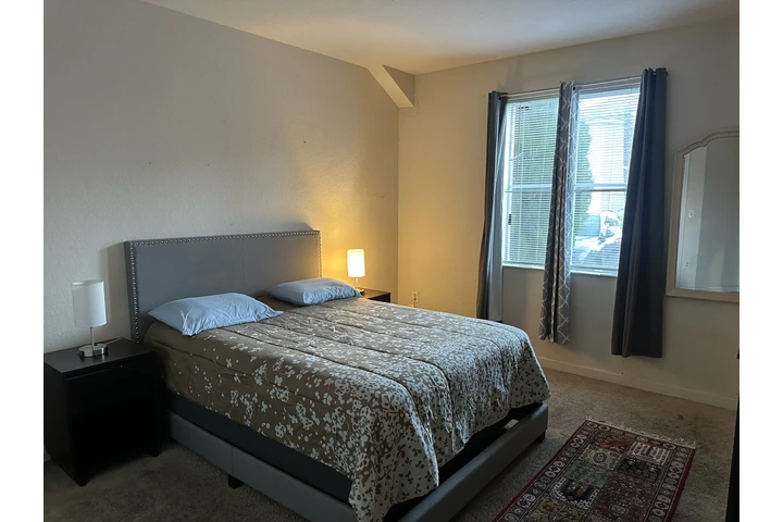 $1000 : RENTO HABITACIÓN image 2