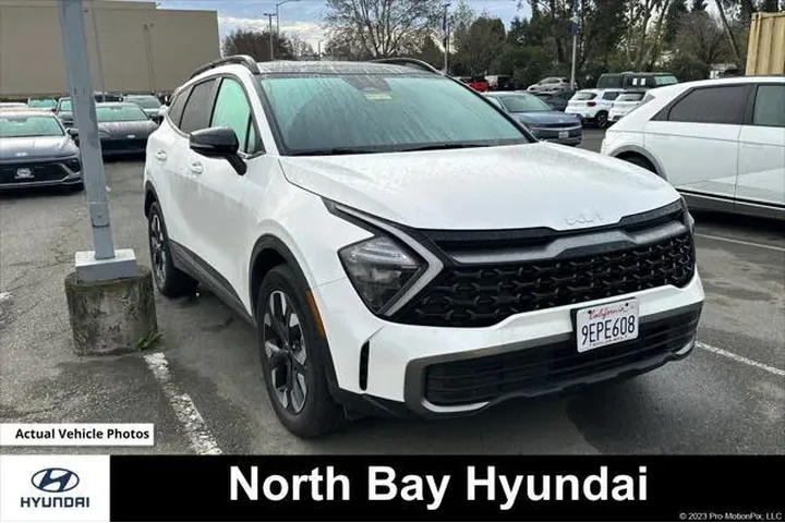 $28990 : Kia Sportage Plug-In Hybrid image 1